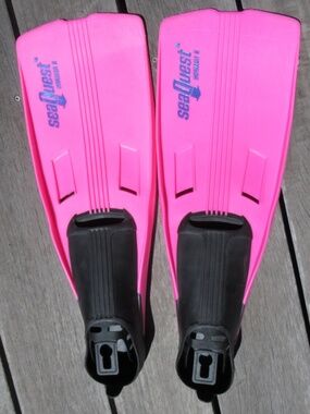 SEA QUEST DIVING SWIMMING FINS